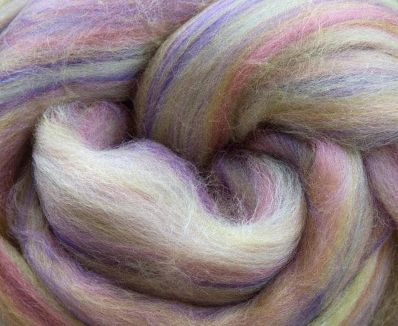 New! Blended  merino / Bamboo wool roving,  2oz or 4oz, color: Duckle Daisy