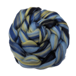 New! Merino blended wool roving , 2 or4 oz , Color Just Keep Swimming