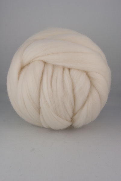 Merino wool roving 19 microns,  ,Color: Milk