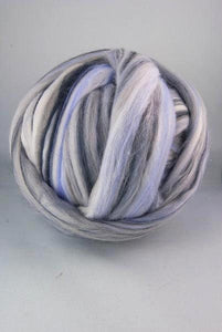 Superfine merino wool roving 19 microns 4 oz,color blend (Winter)