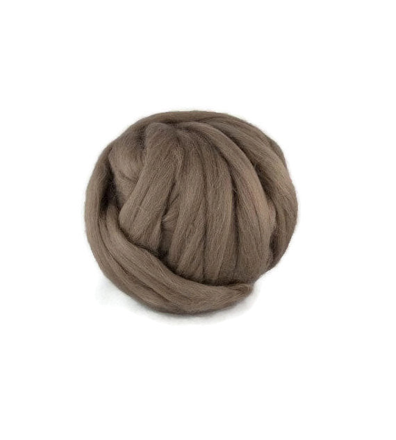 Superfine Merino wool roving 19 microns, 4 oz, Color: Ash