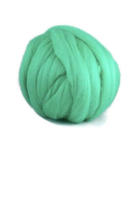 Superfine wool roving 19 micron, color: Millet